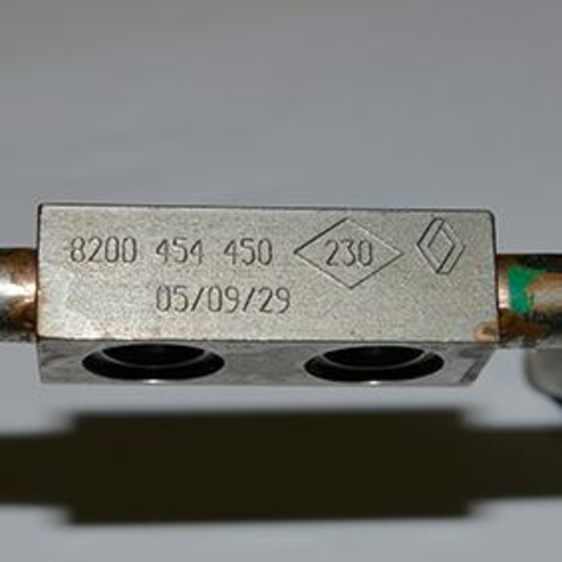 Máy khắc dạng vạch dấu E10 R i63S