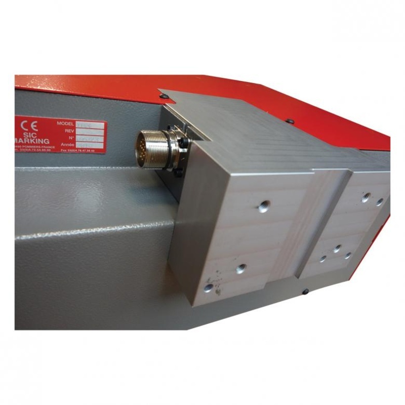 Máy khắc E10 I143