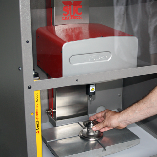 Máy Để Bàn - Trạm Khắc Độc Lập